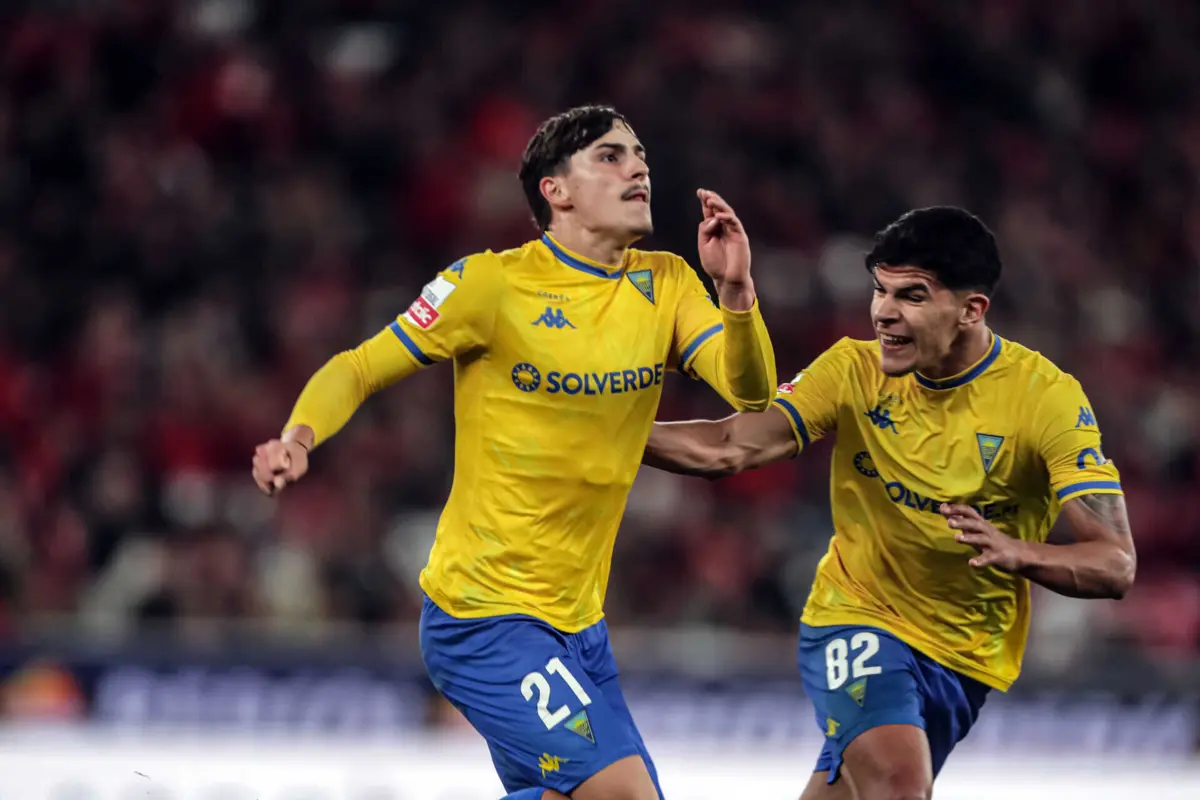 Rodrigo Gomes, à esquerda (Créditos: Mário Vasa/Global Imagens)