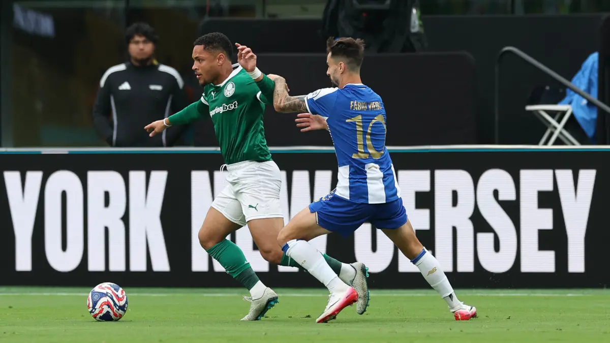 Vitor Roque e Fábio Vieira (créditos: Cesar Greco/Palmeiras/by Canon)