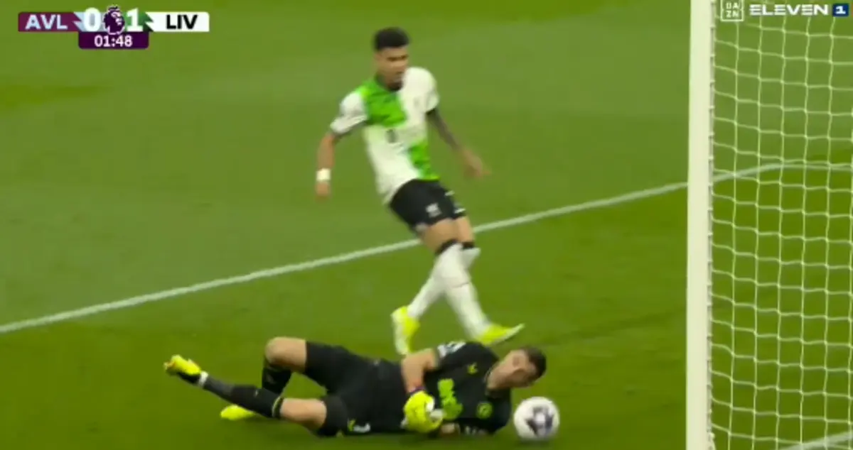 Imagem de contexto do artigo O enorme peru de Dibu Martínez no Aston Villa-Liverpool