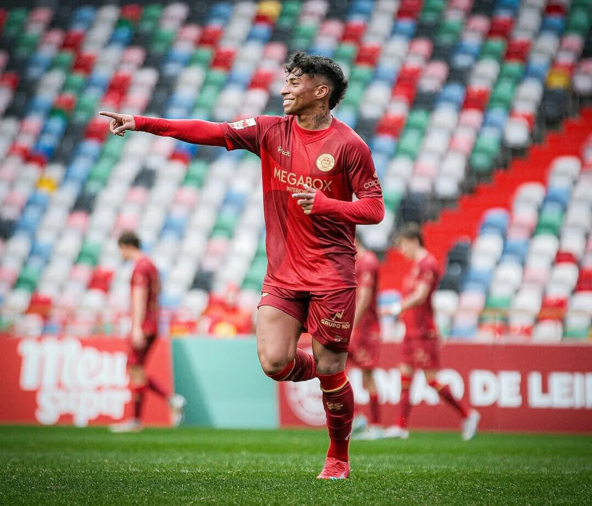 Imagem de contexto do artigo Alisson, alvo do Sporting, está sob alçada disciplinar em Leiria