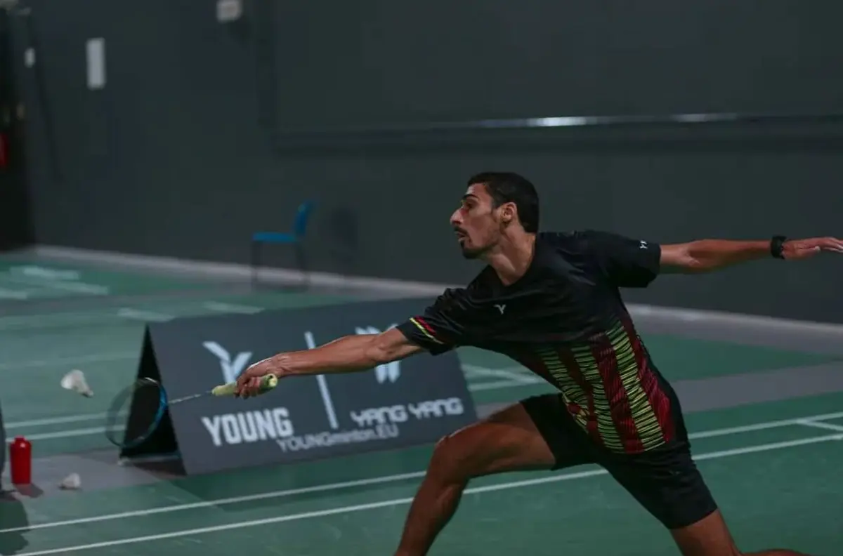 Badminton Brunom Carvalho apurado para as meias-finais mesmo doente.