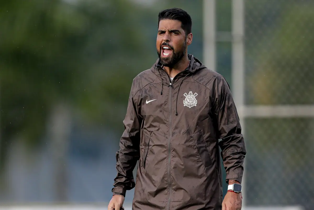 Imagem de contexto do artigo Corinthians de António Oliveira perde na Taça Sul-Americana