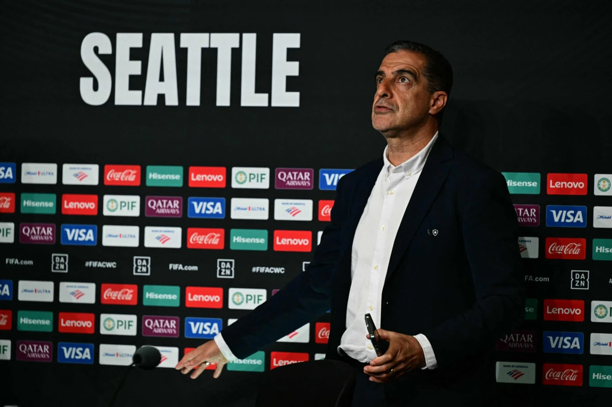 Imagem de contexto do artigo Renato Paiva continua no Brasil e vai assumir o Fortaleza