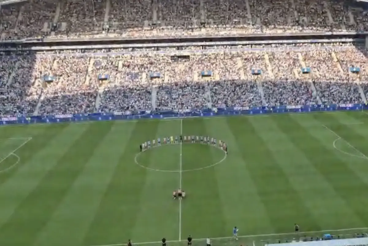 Imagem de contexto do artigo O momento de homenagem a Diogo Jota e André Silva no Estádio do Dragão. Ora veja