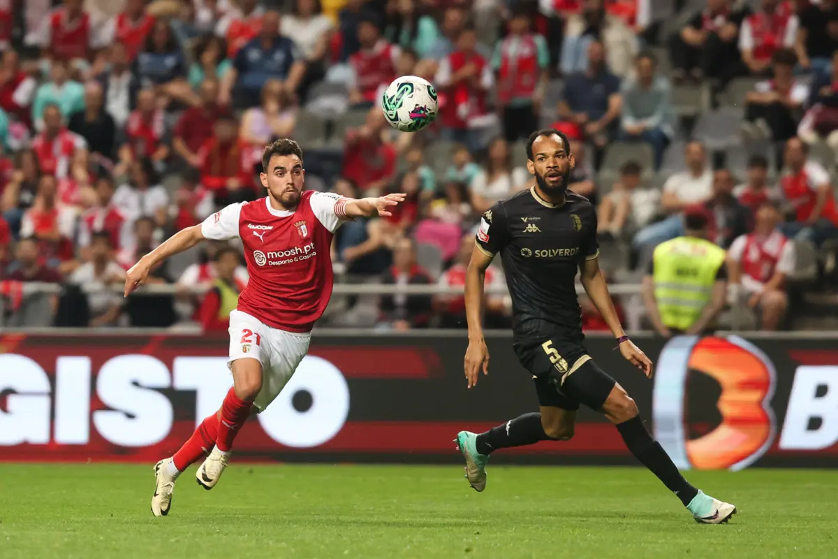 Anderson, à direita (Créditos: Ivan del Val/Global Imagens)