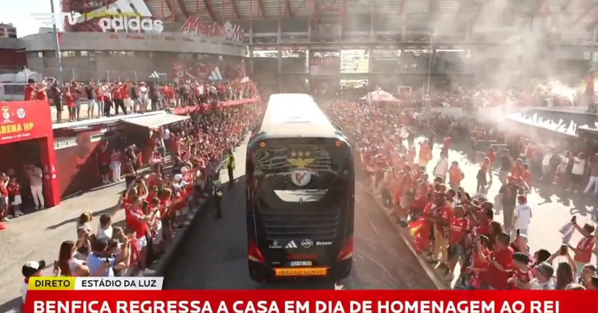 Imagem de contexto do artigo Eusébio Cup: foi assim a chegada do Benfica ao Estádio da Luz