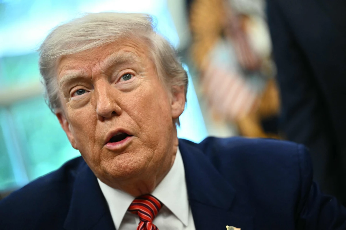 Imagem de contexto do artigo Tarifas: Trump diz que mudança de empresas da UE para EUA evita sanções