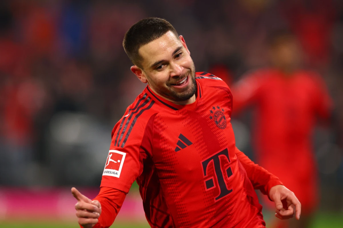 Raphael Guerreiro (EPA/ANNA SZILAGYI)