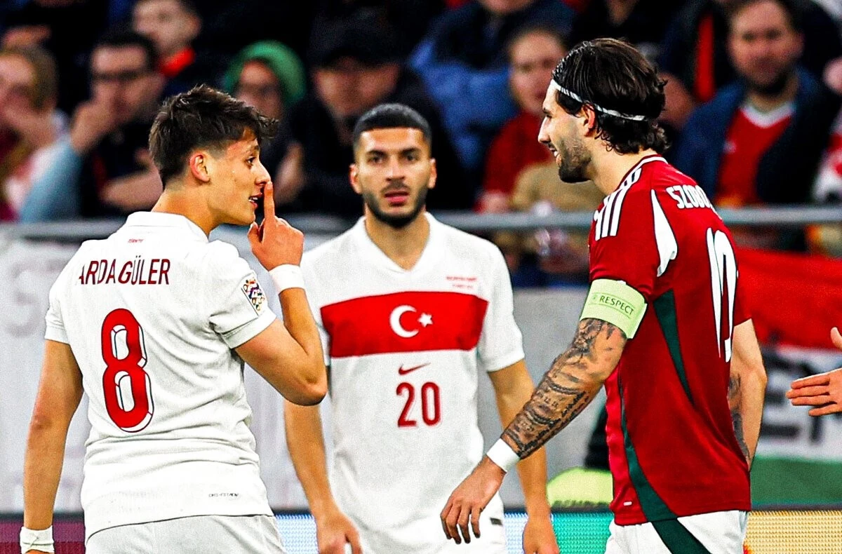 Arda Guler manda calar Szoboszlai (créditos: X/@livescore)