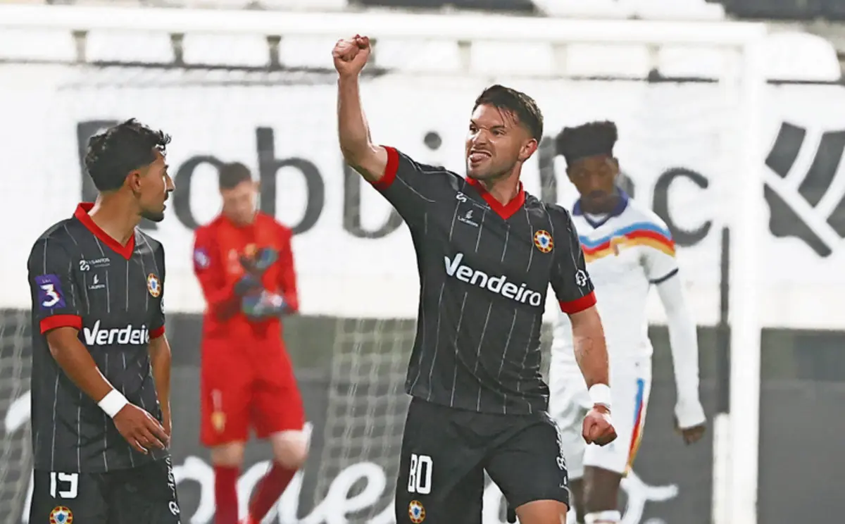 Imagem de contexto do artigo Angel Gomes: "Os maiores sonhos são chegar à I Liga e representar o meu país"