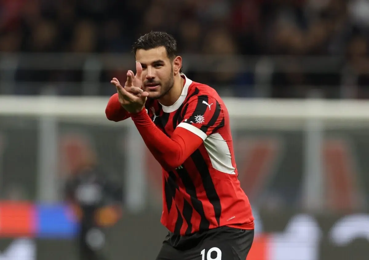 Imagem de contexto do artigo Rafael Leão assiste Theo Hernández no Milan-Lecce. Ora veja