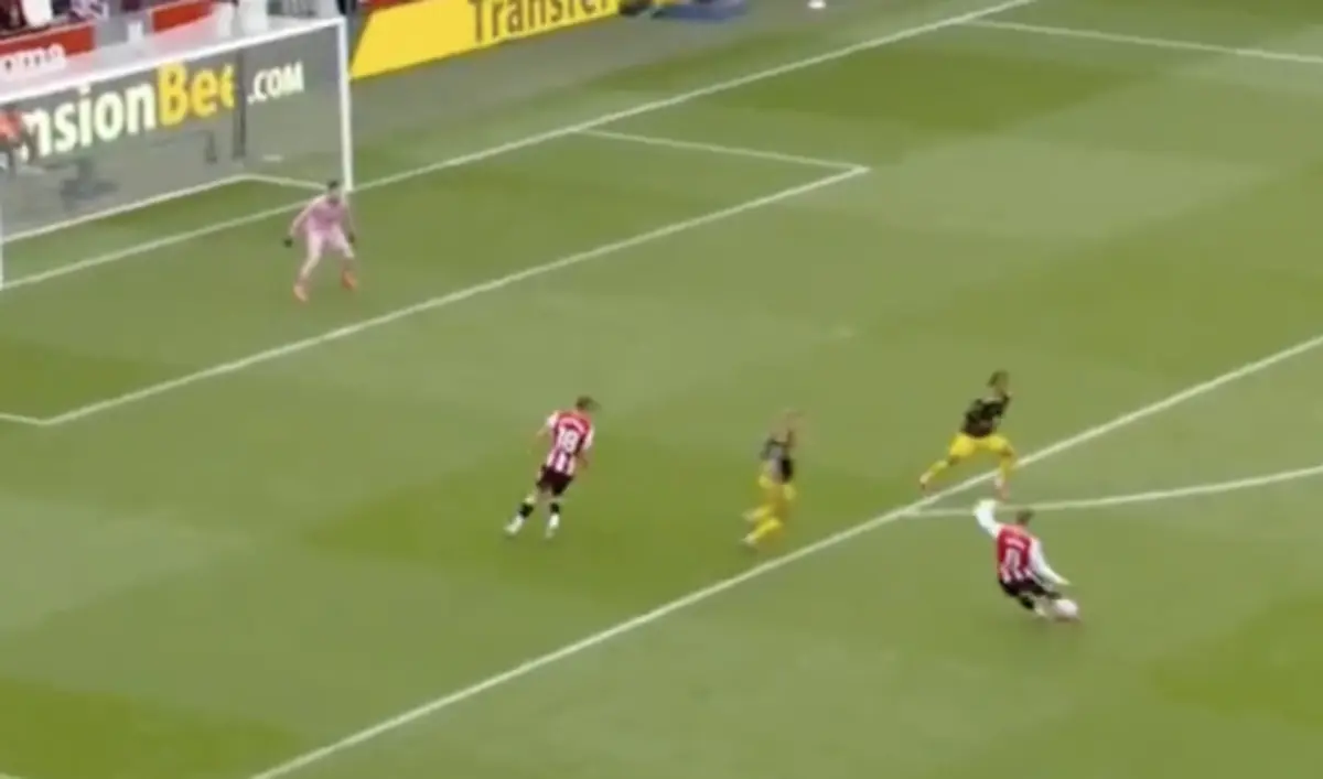 Imagem de contexto do artigo Golaço de Jensen sentenciou o Brentford-Manchester United. Assista ao lance