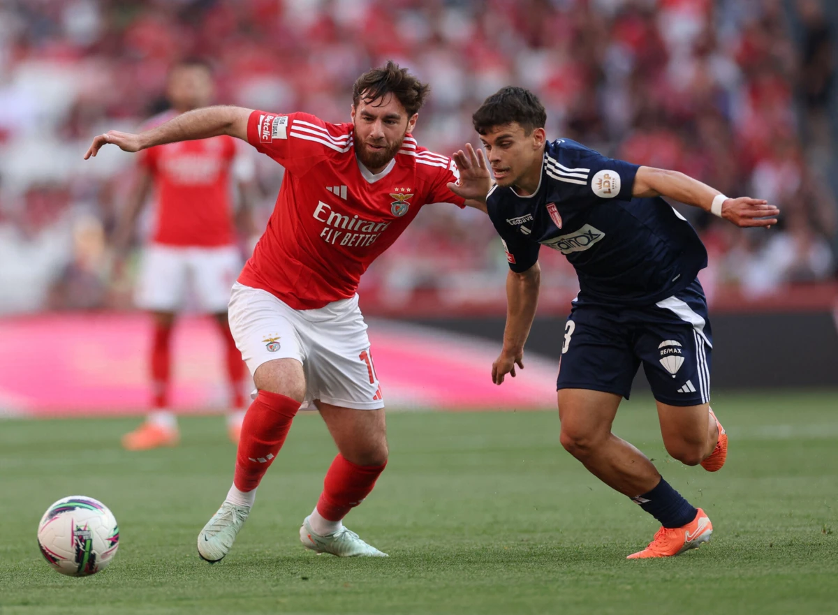 Imagem de contexto do artigo Gustavo Mendonça prolonga ligação com o Aves SAD