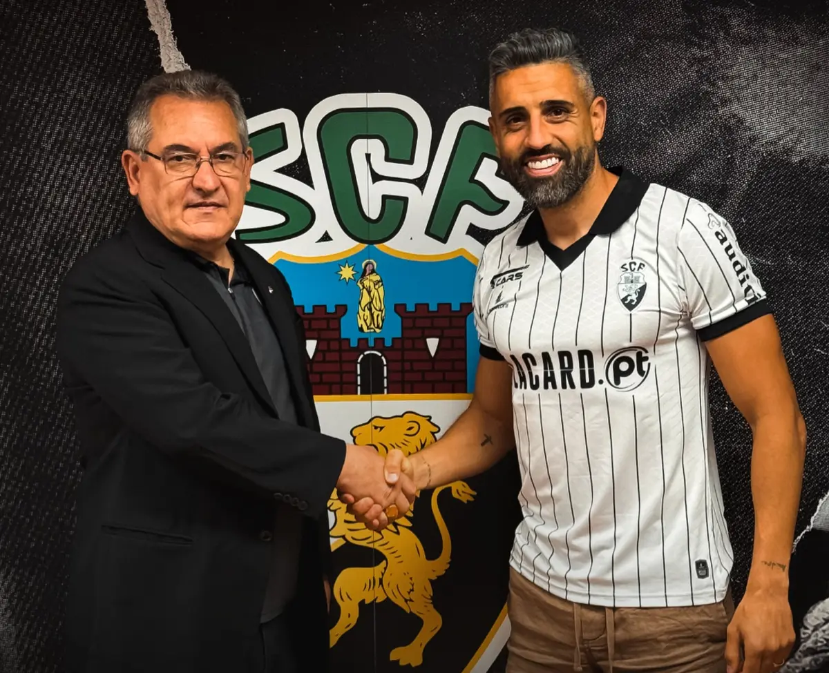 Imagem de contexto do artigo Marco Matias segue no Farense: "Saber que vou continuar a vestir esta camisola..."