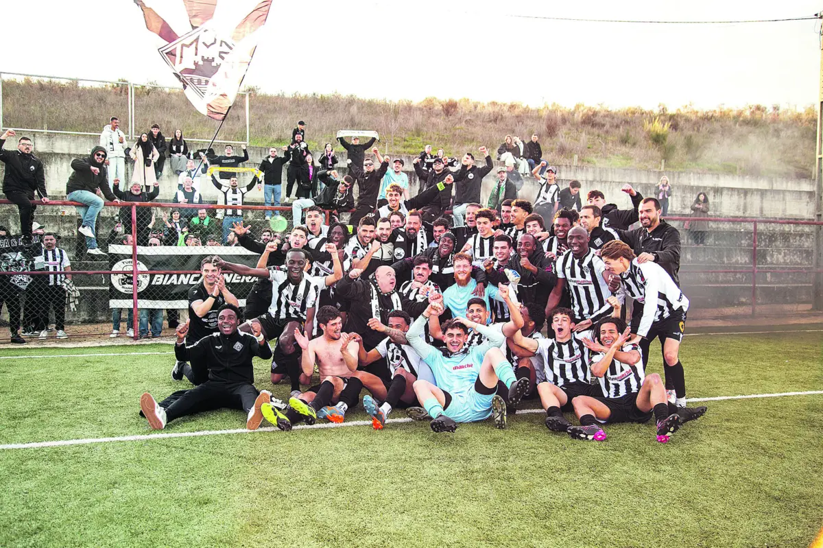Imagem de contexto do artigo Mirandela em festa e a sonhar alto: "Podemos lutar pela subida à Liga 3"