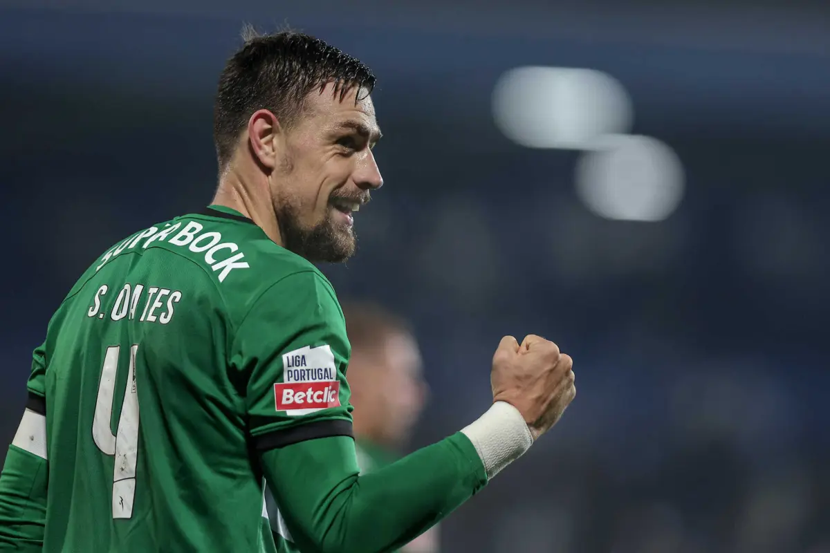 Imagem de contexto do artigo Sebastián Coates a caminho do Nacional