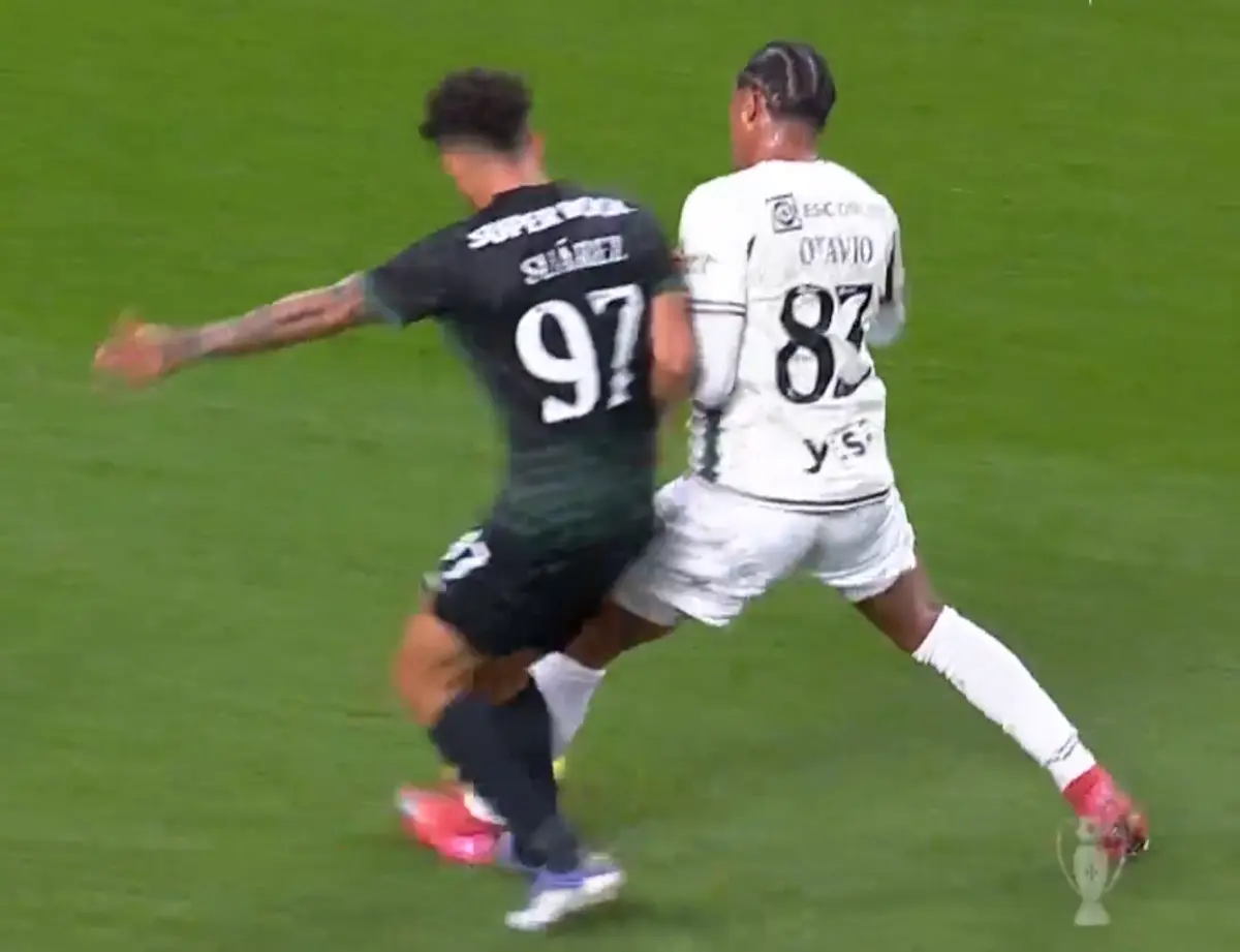 Imagem de contexto do artigo Tribunal O JOGO | Ficou por assinalar penálti sobre Suárez no Sporting-Estrela?