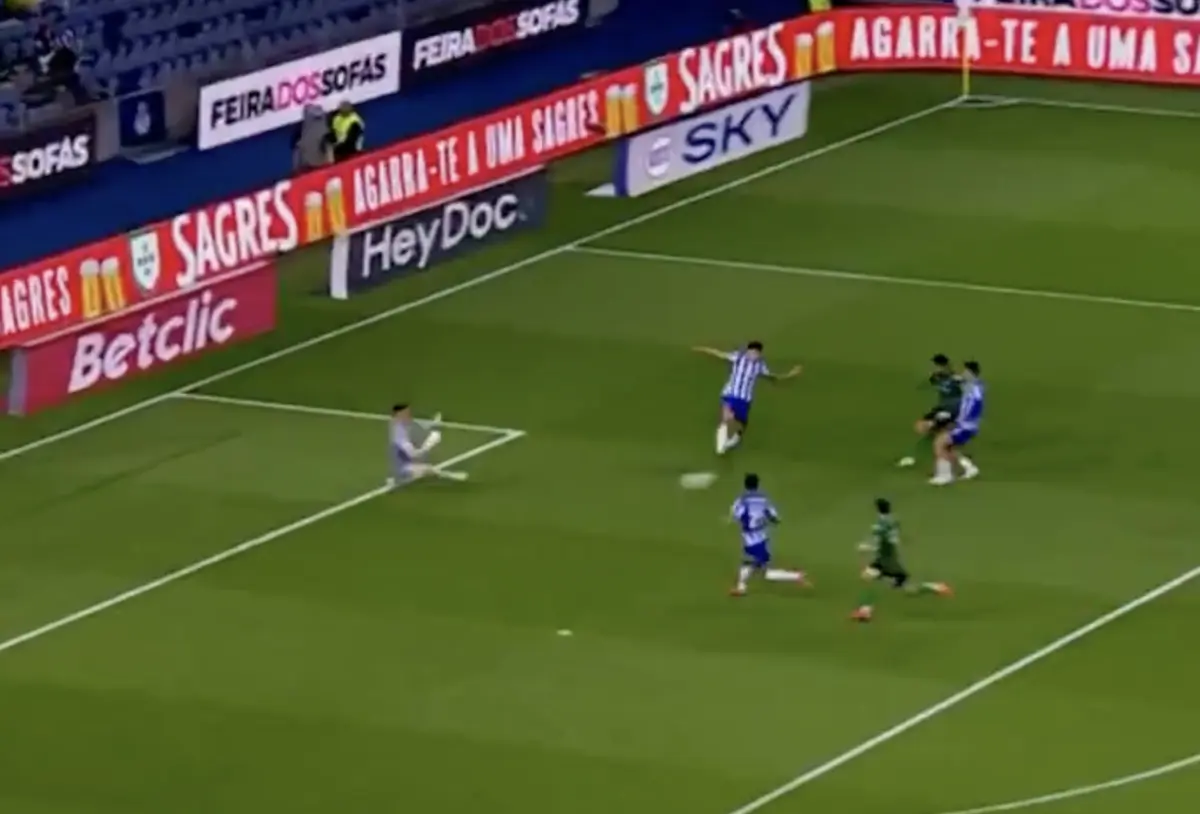 Imagem de contexto do artigo FC Porto-Moreirense: após oportunidade de Mora, Yan Maranhão gela o Dragão