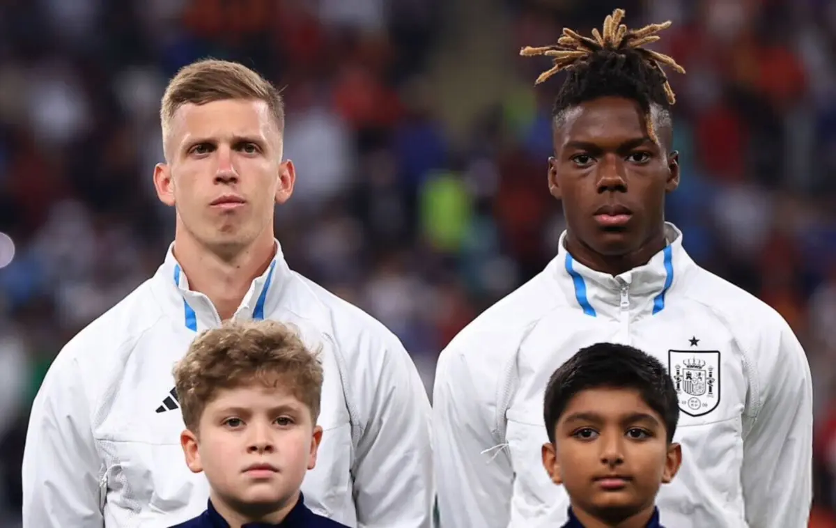 Dani Olmo e Nico Williams ao serviço da seleção de Espanha
