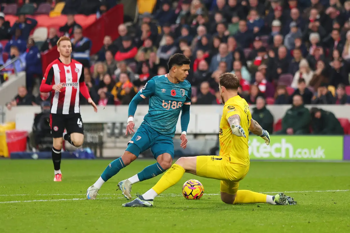 Evanilson (Créditos: Premier League)