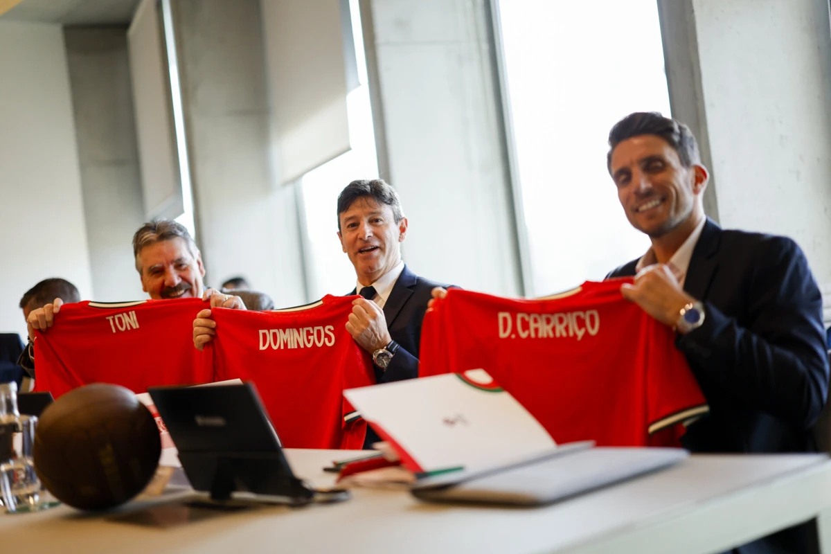Toni, Domingos Paciência e Daniel Carriço (Créditos FPF)