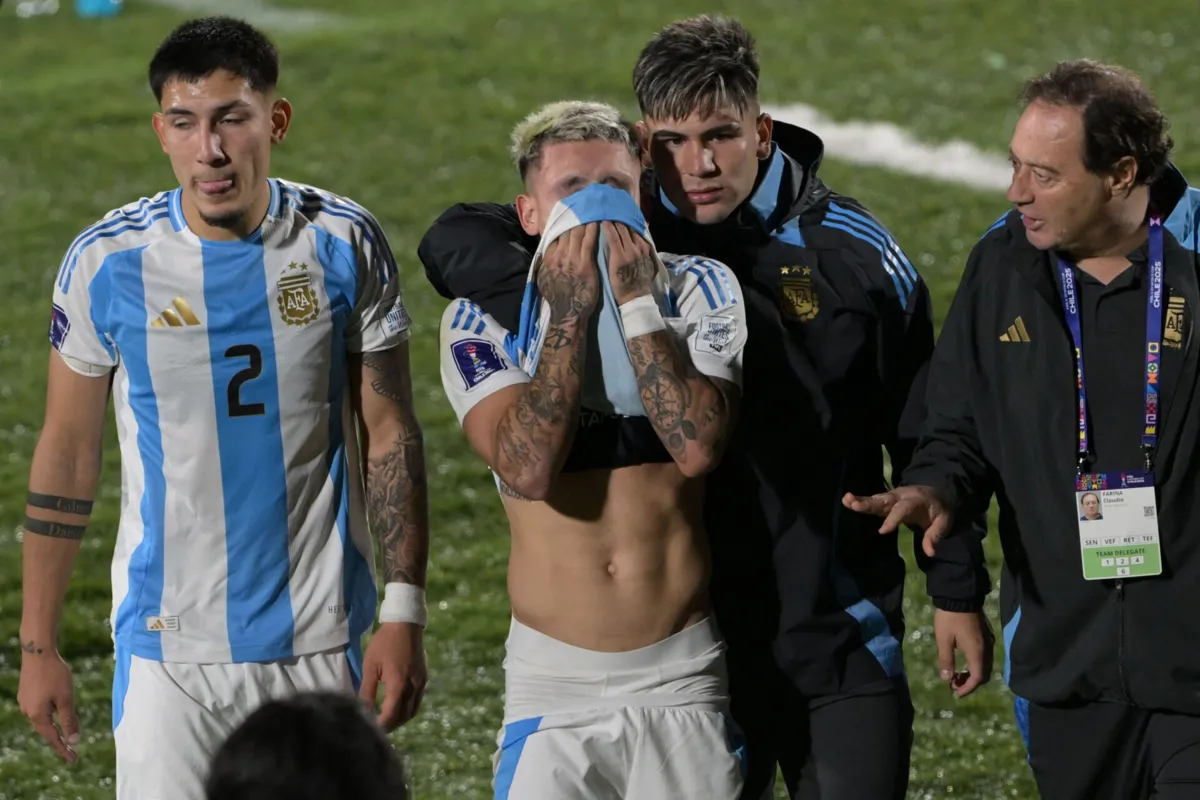 Prestianni em lágrimas no final do jogo