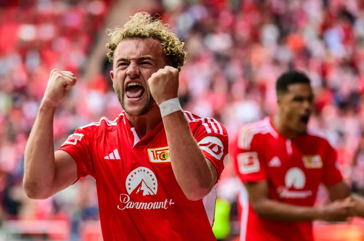 Union Berlim salva-se de forma dramática (créditos: John MACDOUGALL / AFP)