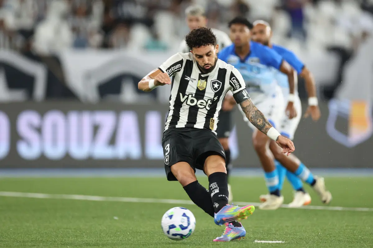 Alex Telles (Créditos: Vítor Silva/Botafogo)