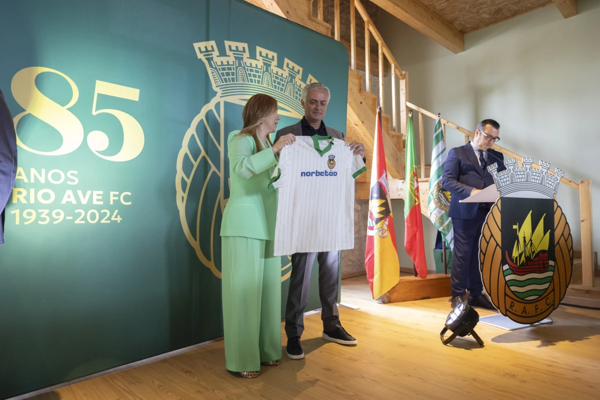 Alexandrina Cruz com José Mourinho (Créditos: Pedro Correia/Global Imagens)