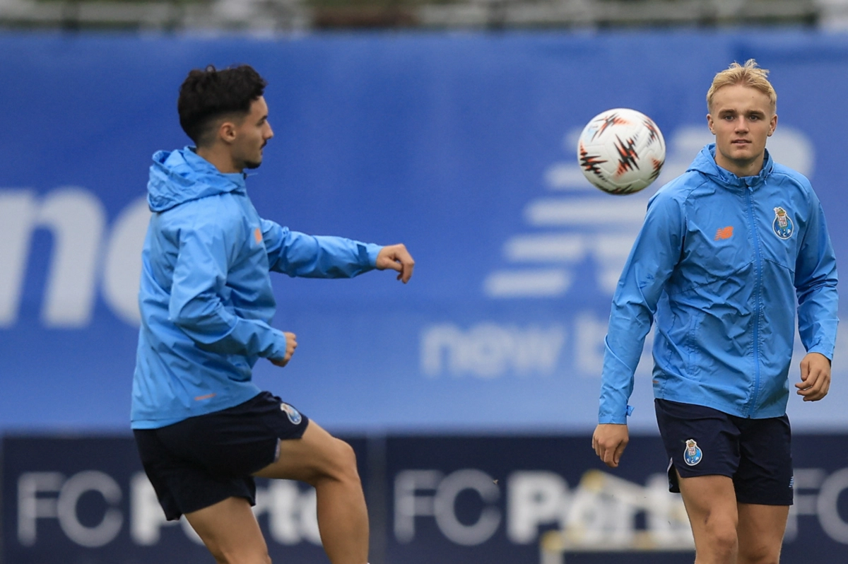 Eustáquio titular no Utrecht-FC Porto