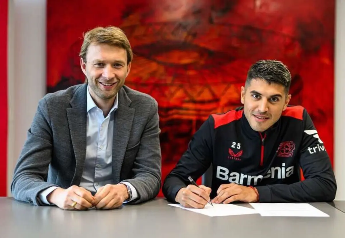 Palacios renovou com o Bayer Leverkusen