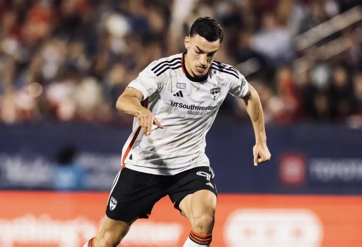 Imagem de contexto do artigo Petar Musa pode regressar à Europa pela porta da Premier League