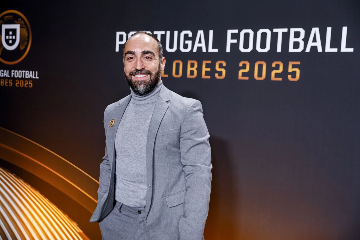 Imagem de contexto do artigo Noronha Lopes leva Ricardinho e Jean-Jacques para as modalidades do Benfica