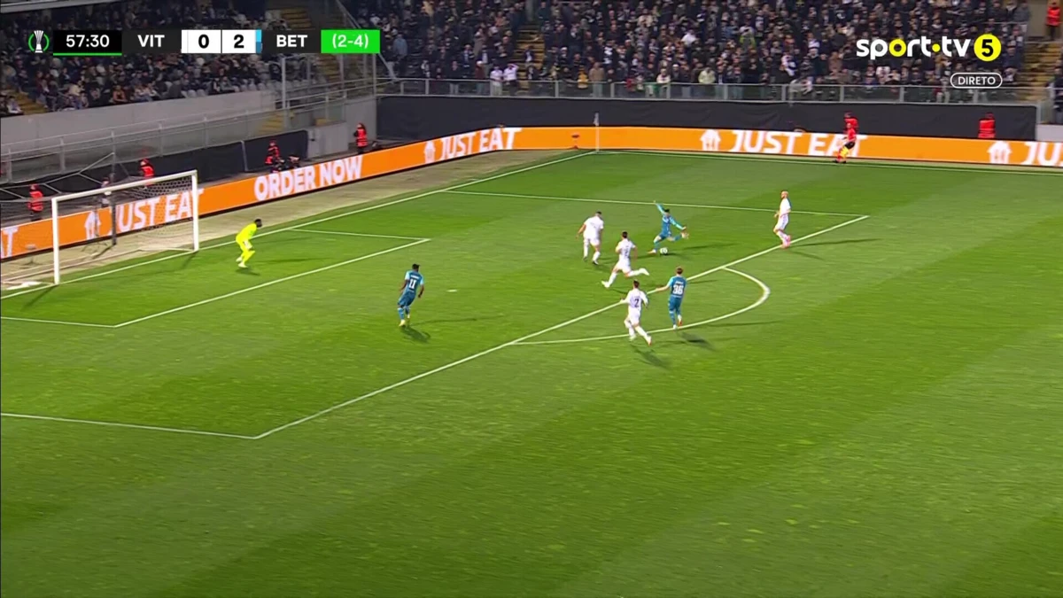 Imagem de contexto do artigo Antony aumenta vantagem do Bétis contra o V. Guimarães. Veja o golo