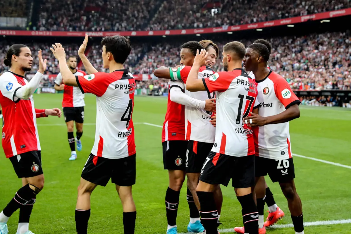 Feyenoord tenta a segunda vitória na Champions (Céditos: AFP)