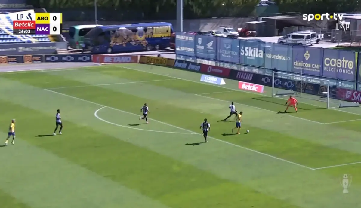 Imagem de contexto do artigo Henrique Araújo estreia-se a marcar pelo Arouca. Veja o golo ao Nacional