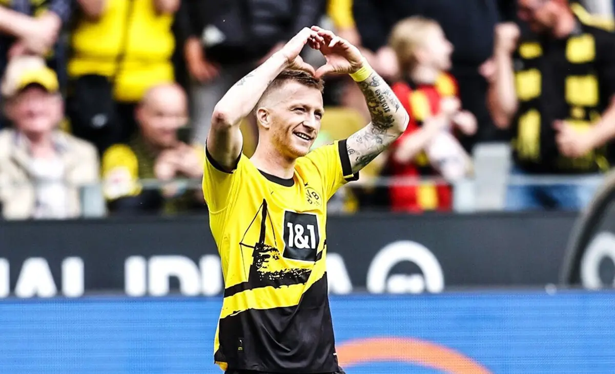 Imagem de contexto do artigo De se lhe tirar o chapéu: o golo de Reus depois de anunciada a saída do Dortmund