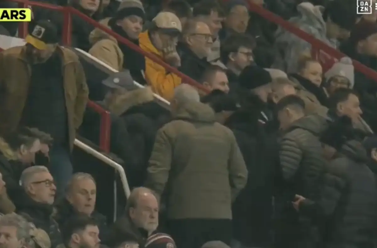 Imagem de contexto do artigo Adeptos do Sheffield abandonaram estádio aos 17 minutos do jogo com o Arsenal