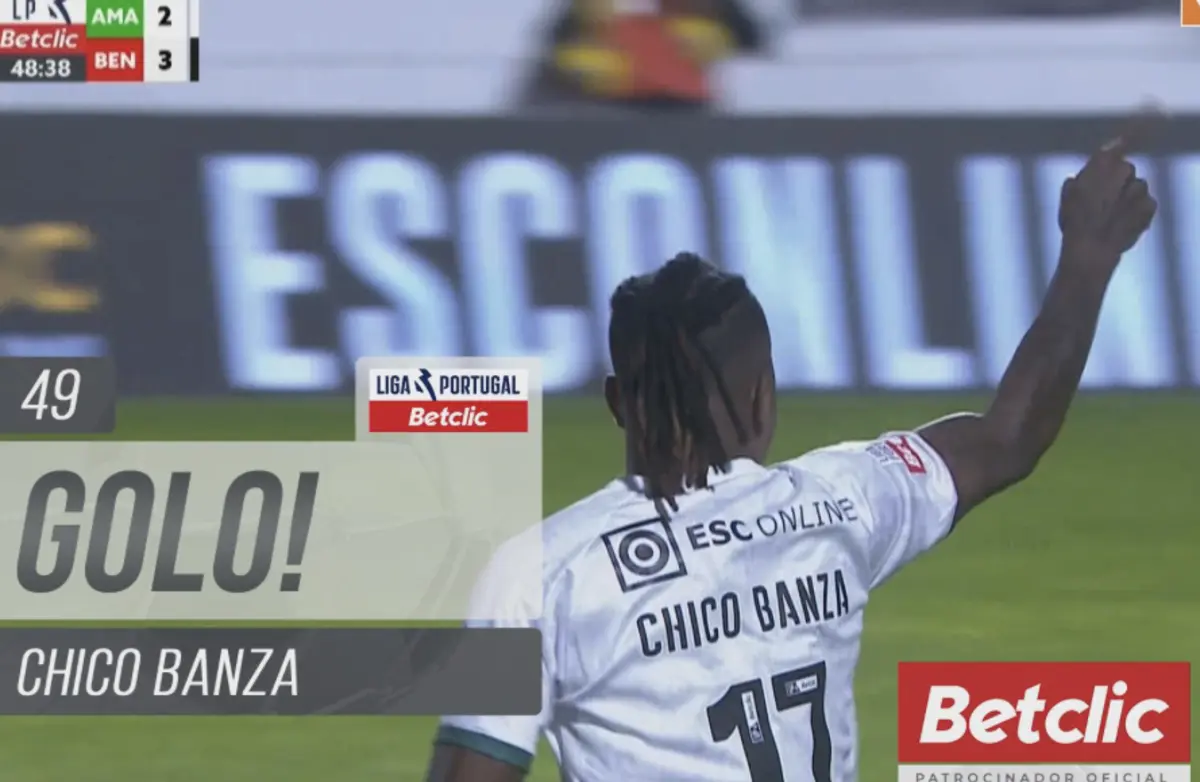Imagem de contexto do artigo Chico Banza ainda reduziu, mas não chegou para impedir a derrota do Estrela frente ao Benfica