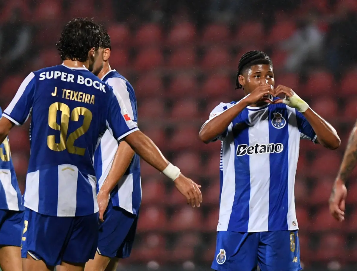 Imagem de contexto do artigo Golaço de Brayan Caicedo restabeleceu a igualdade para o FC Porto B em casa do Leixões