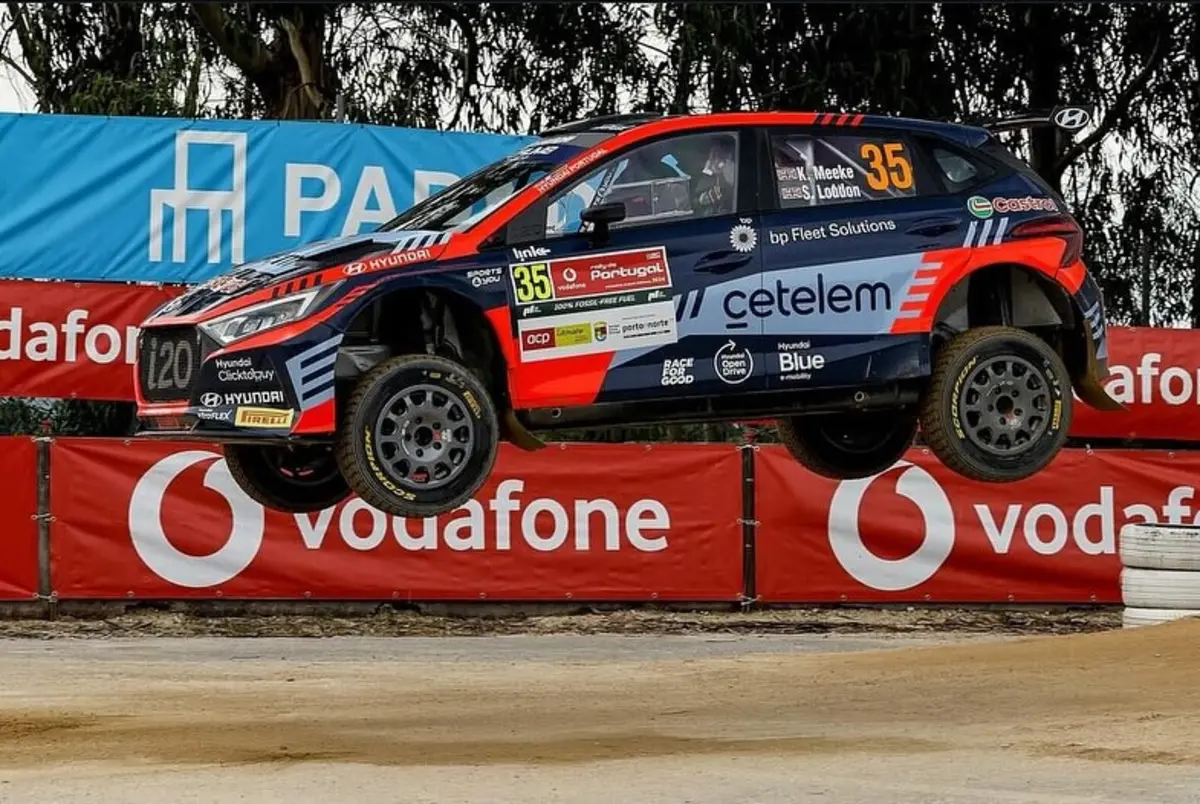 Kris Meeke venceu prova nacional no Rali de Portugal e reforça liderança (créditos: Team Hyundai Portugal)