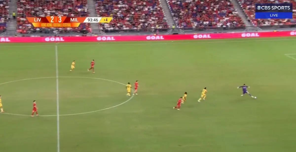 Imagem de contexto do artigo Particular entre Liverpool e Milan acabou com erro insólito: ora veja