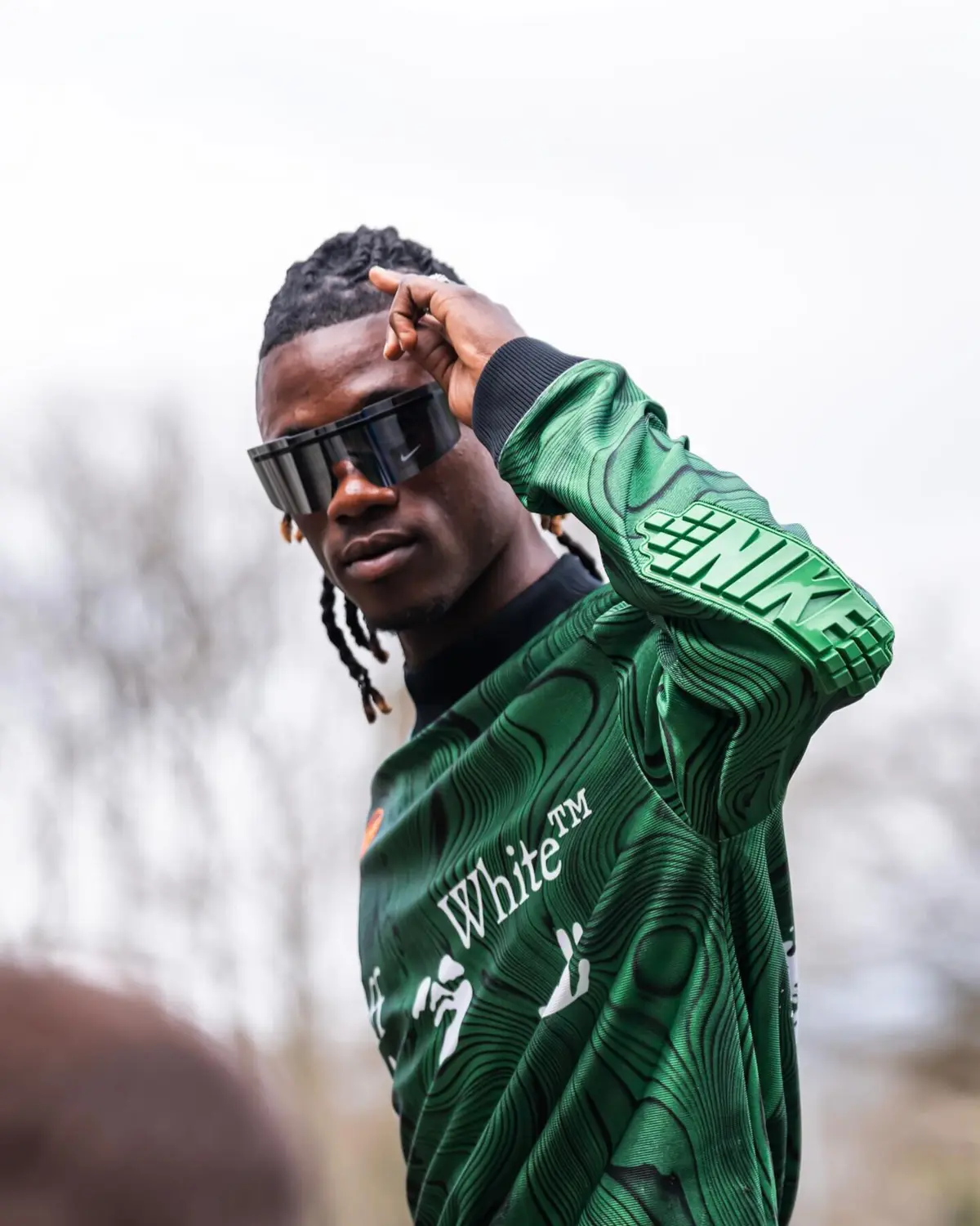 Imagem de contexto do artigo A camisola de Camavinga na chegada à concentração da seleção francesa que está a dar que falar