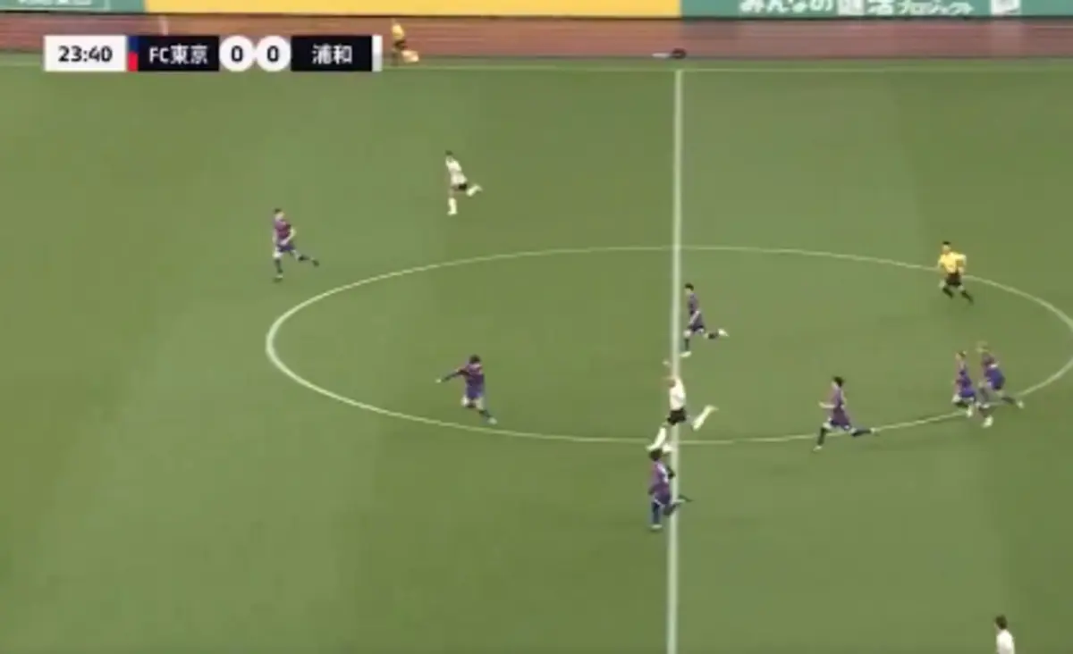 Imagem de contexto do artigo Passou por Portugal e marcou "o golo que Pelé não fez", no Japão. Ora veja