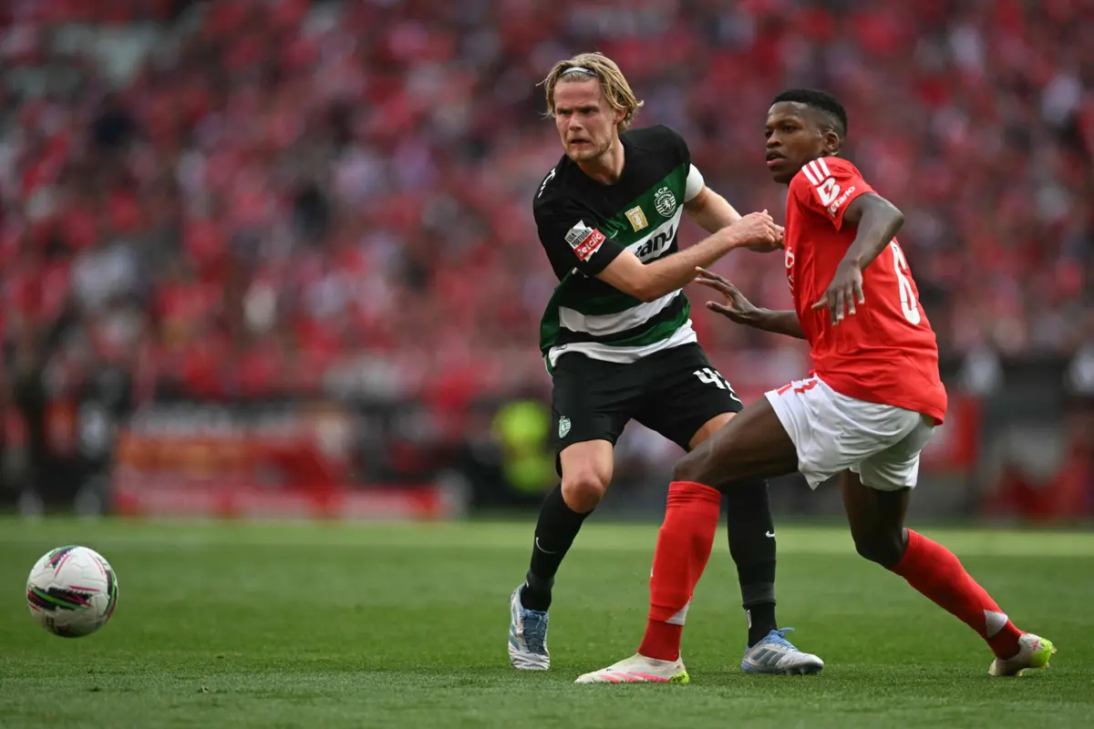 Imagem de contexto do artigo DIRETO | Benfica-Sporting