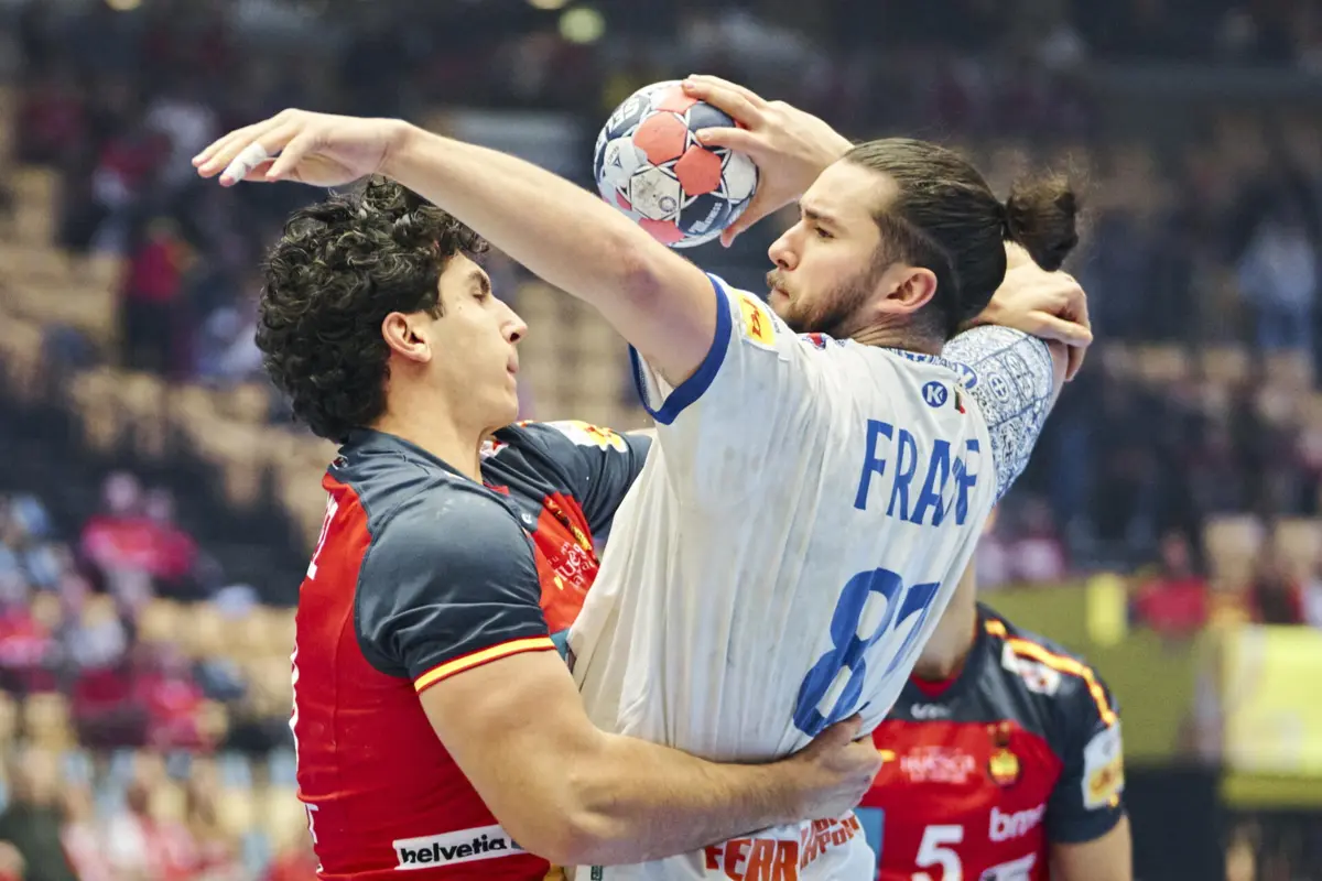 Luís Frade, à direita