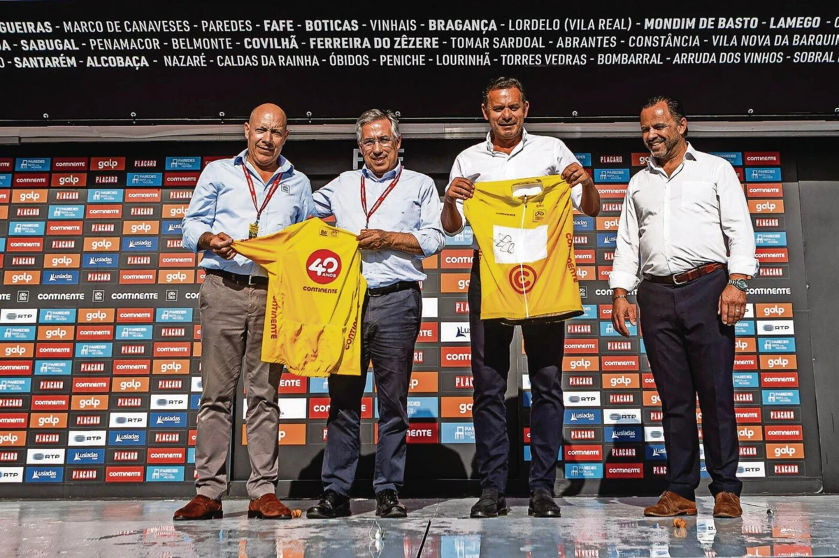 Joaquim Gomes com Antero Barbosa, Luís Montenegro e Cândido Barbosa