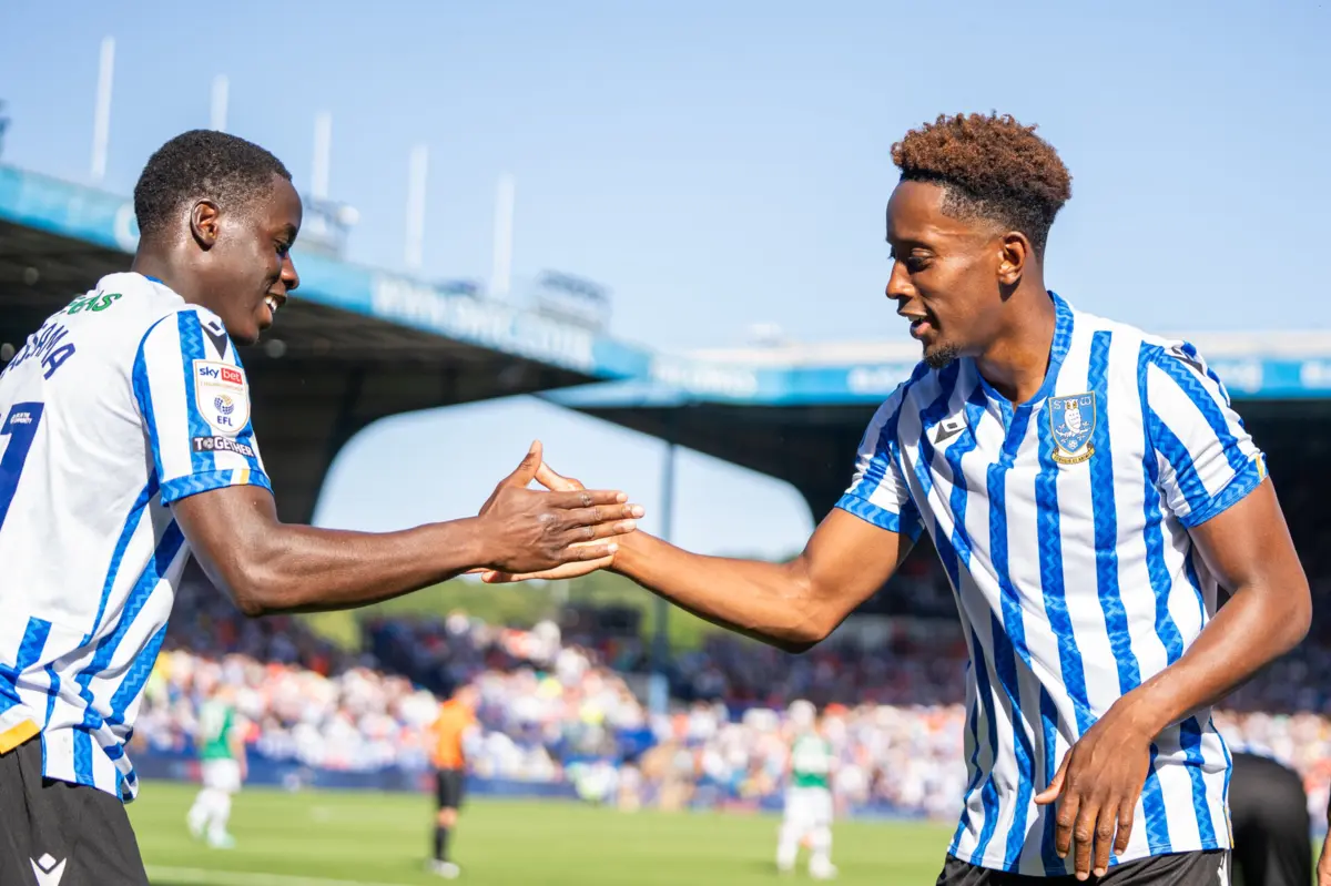 Imagem de contexto do artigo Clube inglês fecha a porta a adeptos com camisolas contrafeitas