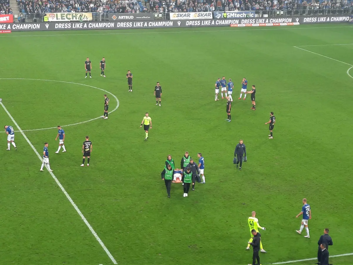 Imagem de contexto do artigo Ex-FC Porto Afonso Sousa perdeu os sentidos no jogo do Lech Poznan