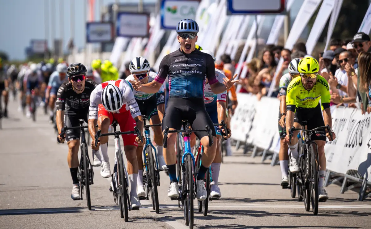 Ciclismo Vitória em Viana do Castelo para Cadenas.